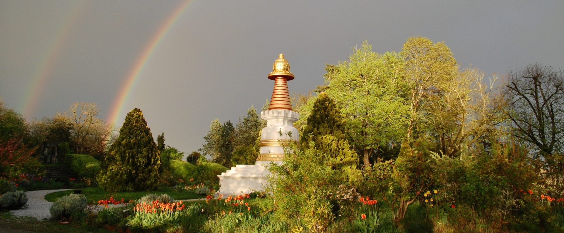 Stoupa and rainbow
