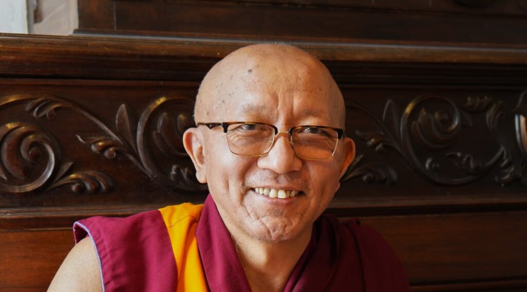 Guéshé Lodèn au centre bouddhiste de Marzens